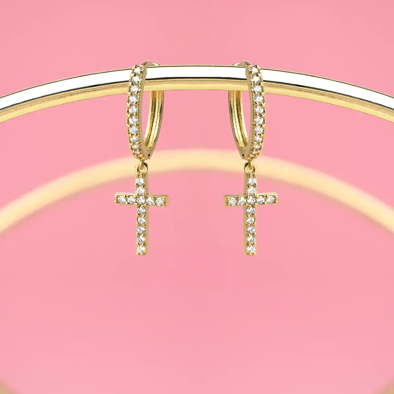 Kolczyki-z-krzyzami-srebrne-pozlacane (3).webp