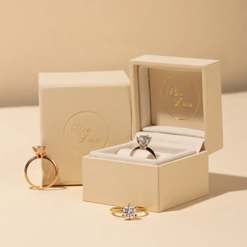 pierscionek-zareczynowy-z-diamentem-036ct-zolte-zloto (5).webp