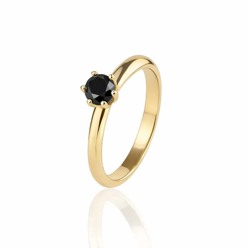 pierscionek-zareczynowy-z-czarnym-diamentem-047ct-zolte-zloto (3).webp
