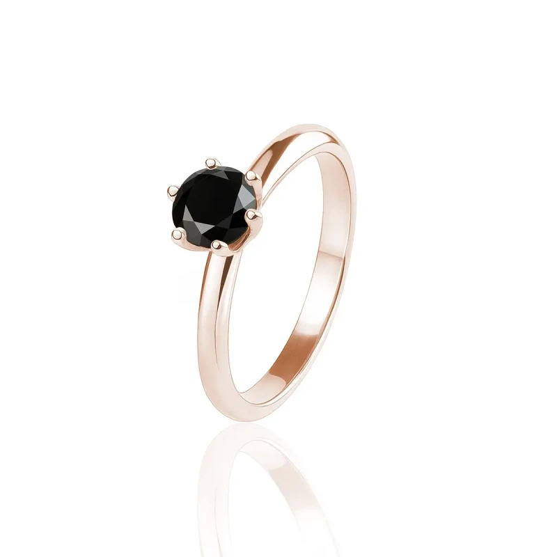pierscionek-zareczynowy-z-czarnym-diamentem-089ct-rozowe-zloto (3).webp