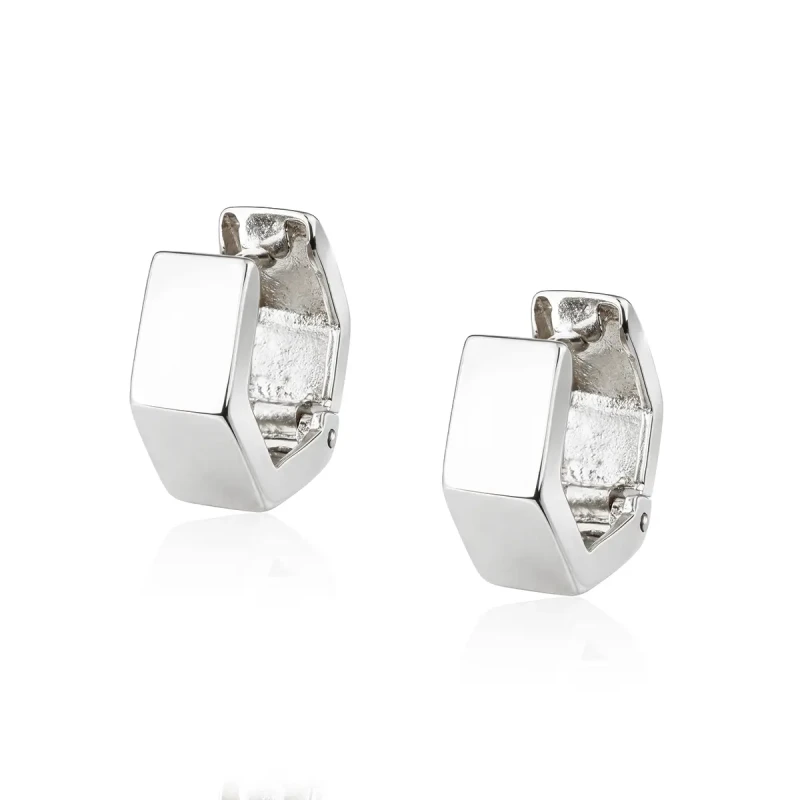 srebrne-kolczyki-geometryczne-heksagon-minimalistyczne-huggie (1).webp